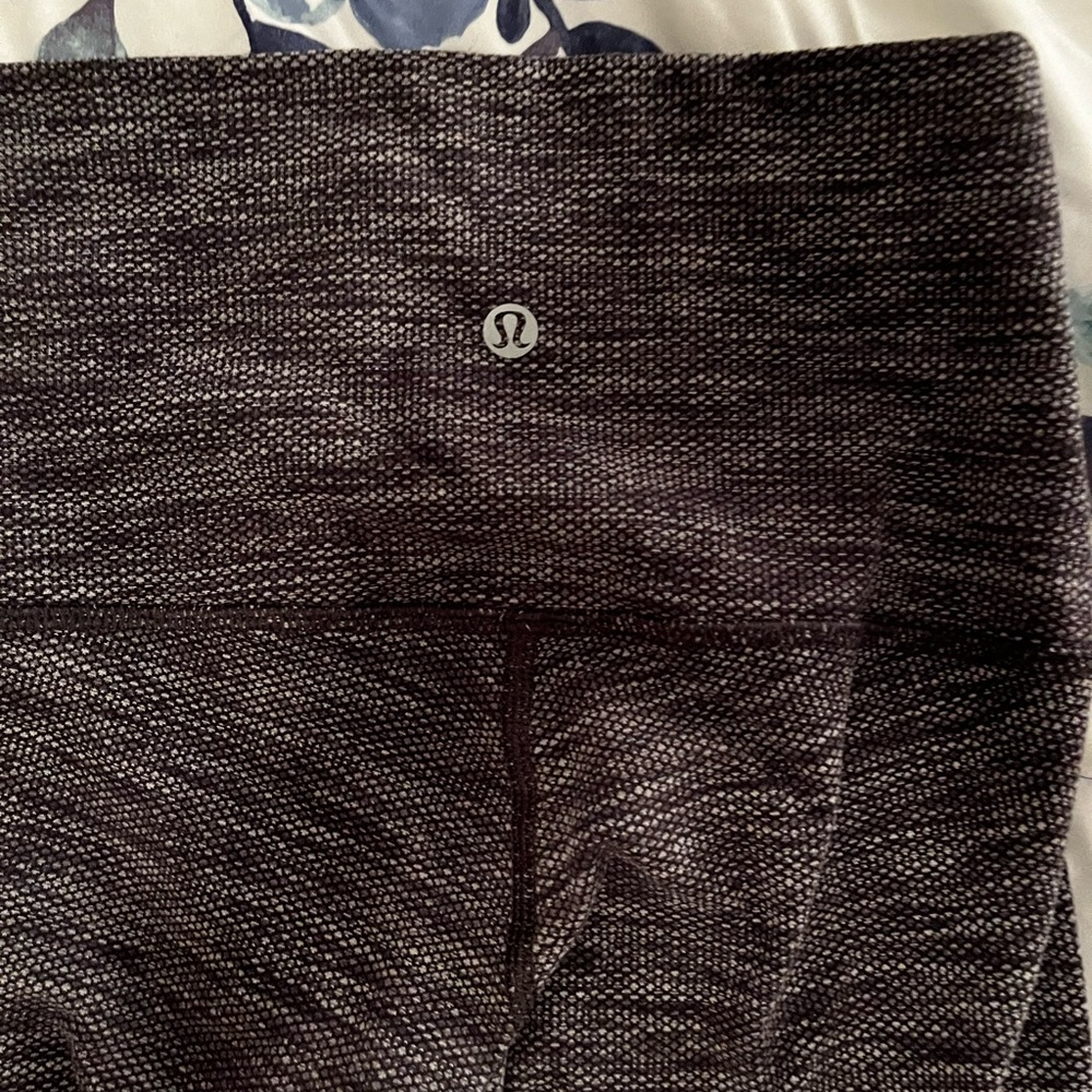 Lululemon tight fit leggings
